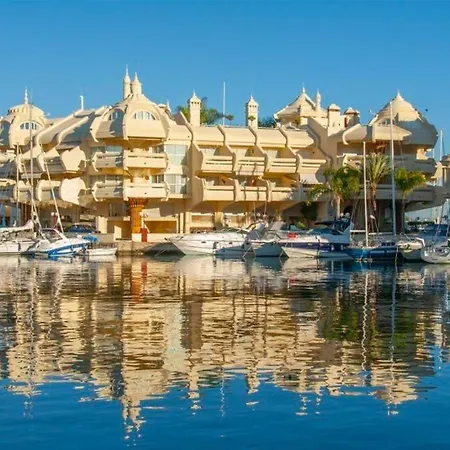 Stylish Seaside 3 Bed With Terrace + Sea View Appartement *
