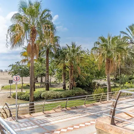 Stylish Seaside 3 Bed With Terrace + Sea View Appartement Benalmádena